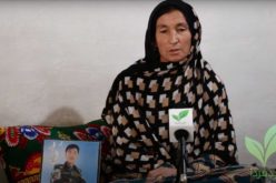 مادری که پسرش را از دست داده است